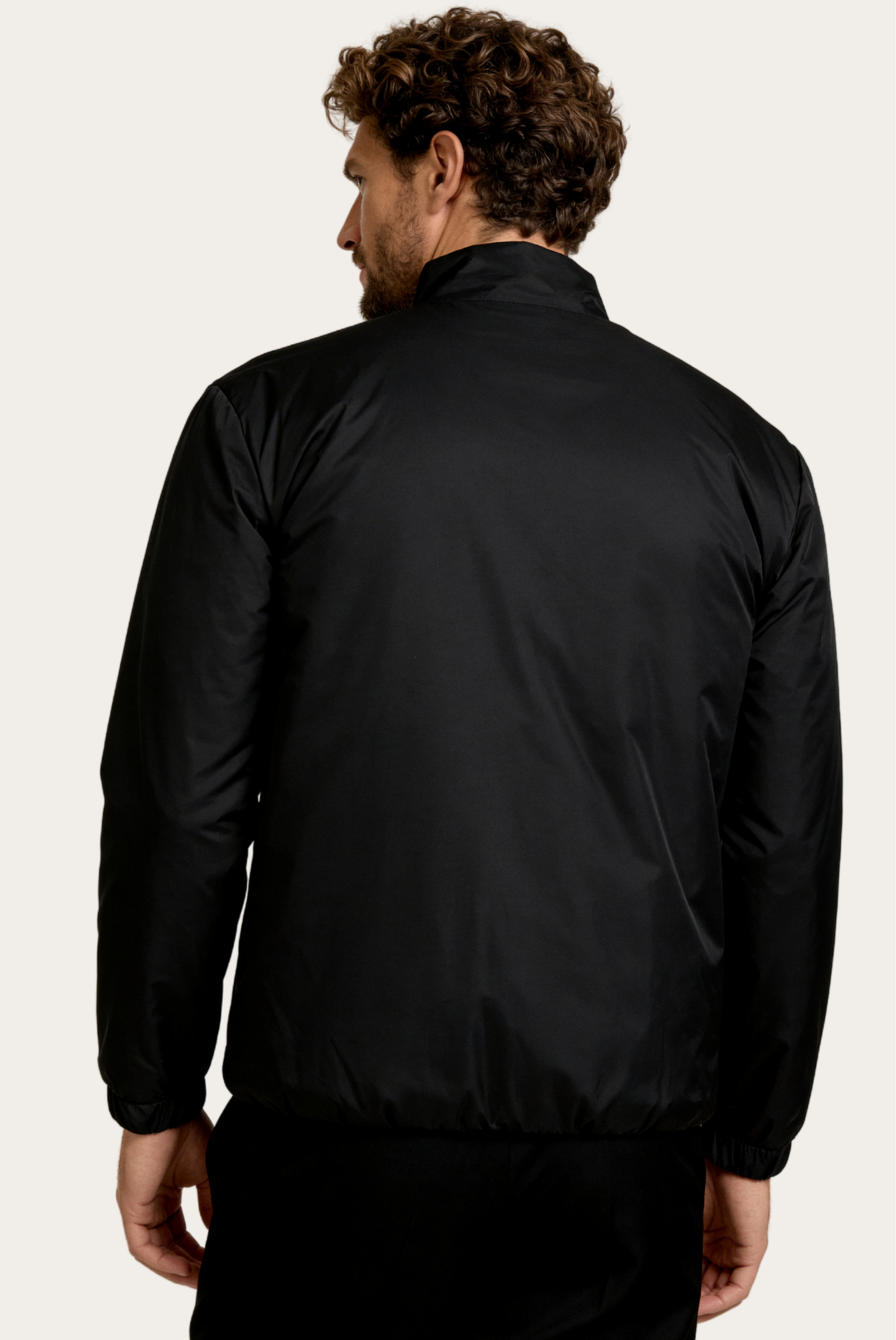 Montreux Windbreaker — Onyx — detail and styling view